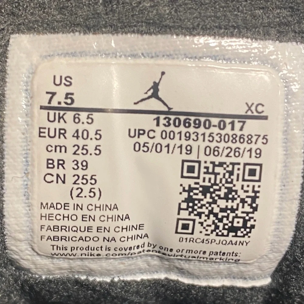 Jordan 12 Retro Reverse Taxi OG 2019 Black size 7.5